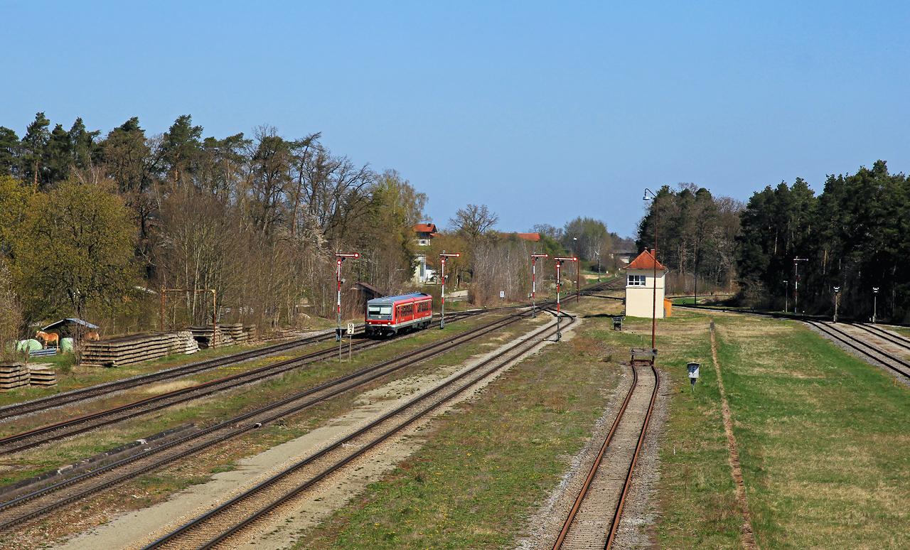 http://www.badische-schwarzwaldbahn.de/DSO/H329.jpg