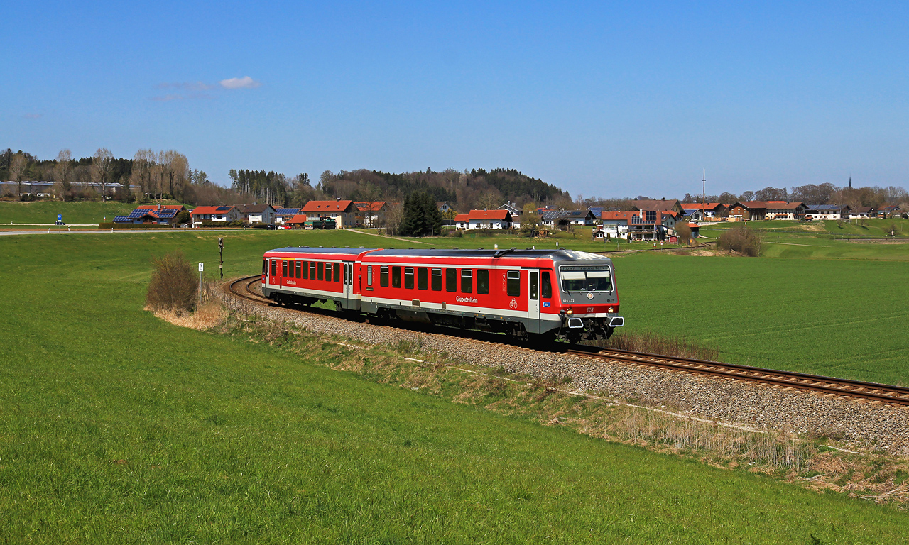 http://www.badische-schwarzwaldbahn.de/DSO/H334.jpg
