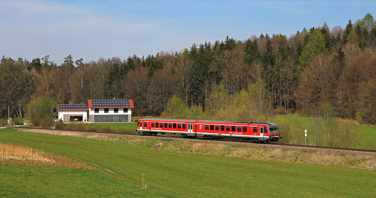 http://www.badische-schwarzwaldbahn.de/DSO/H361.jpg