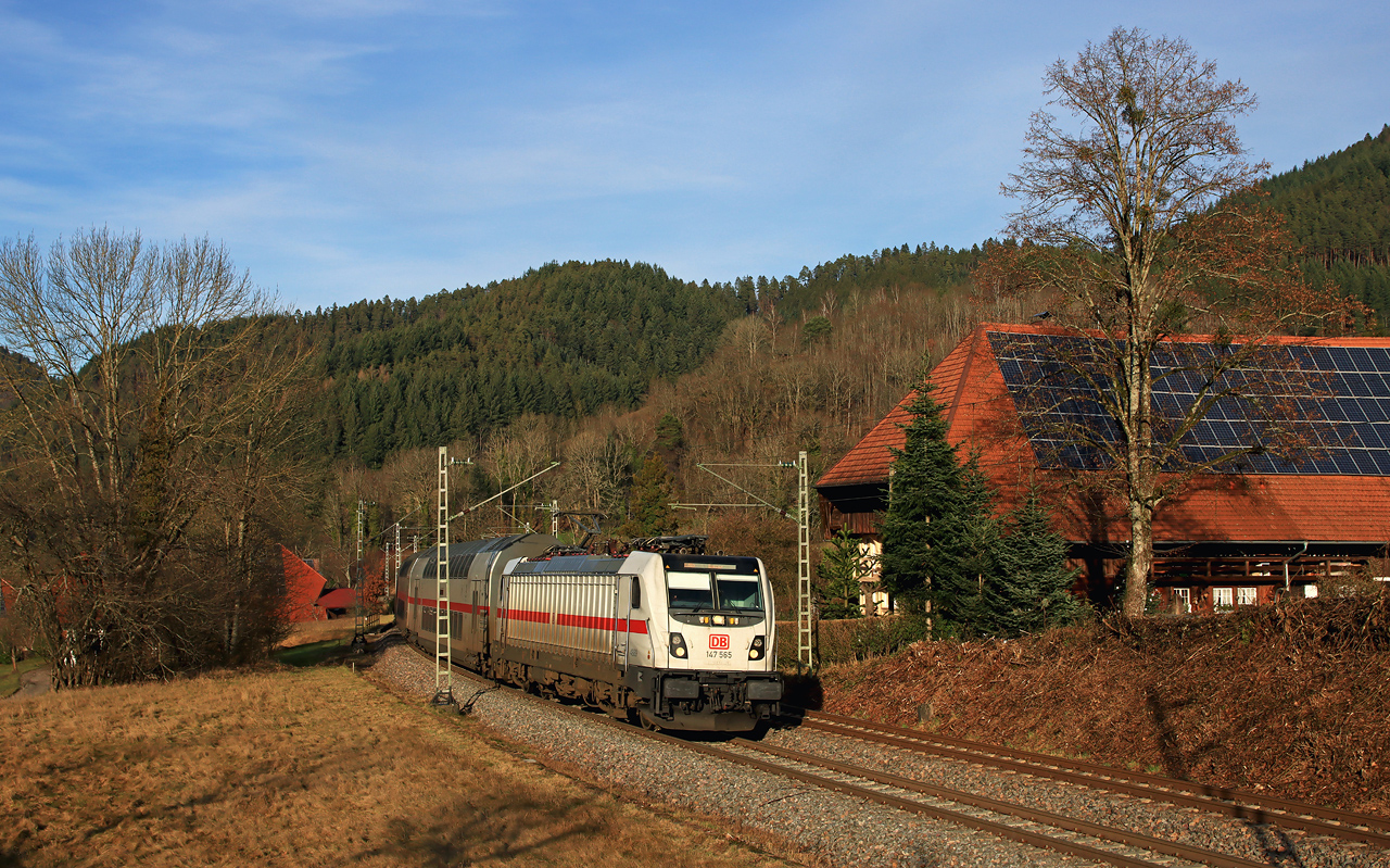http://www.badische-schwarzwaldbahn.de/DSO/H408.jpg