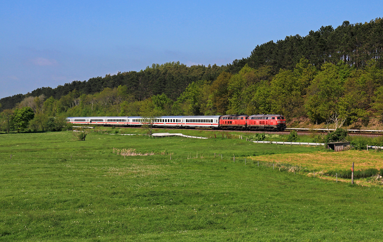 http://www.badische-schwarzwaldbahn.de/DSO/H505.jpg