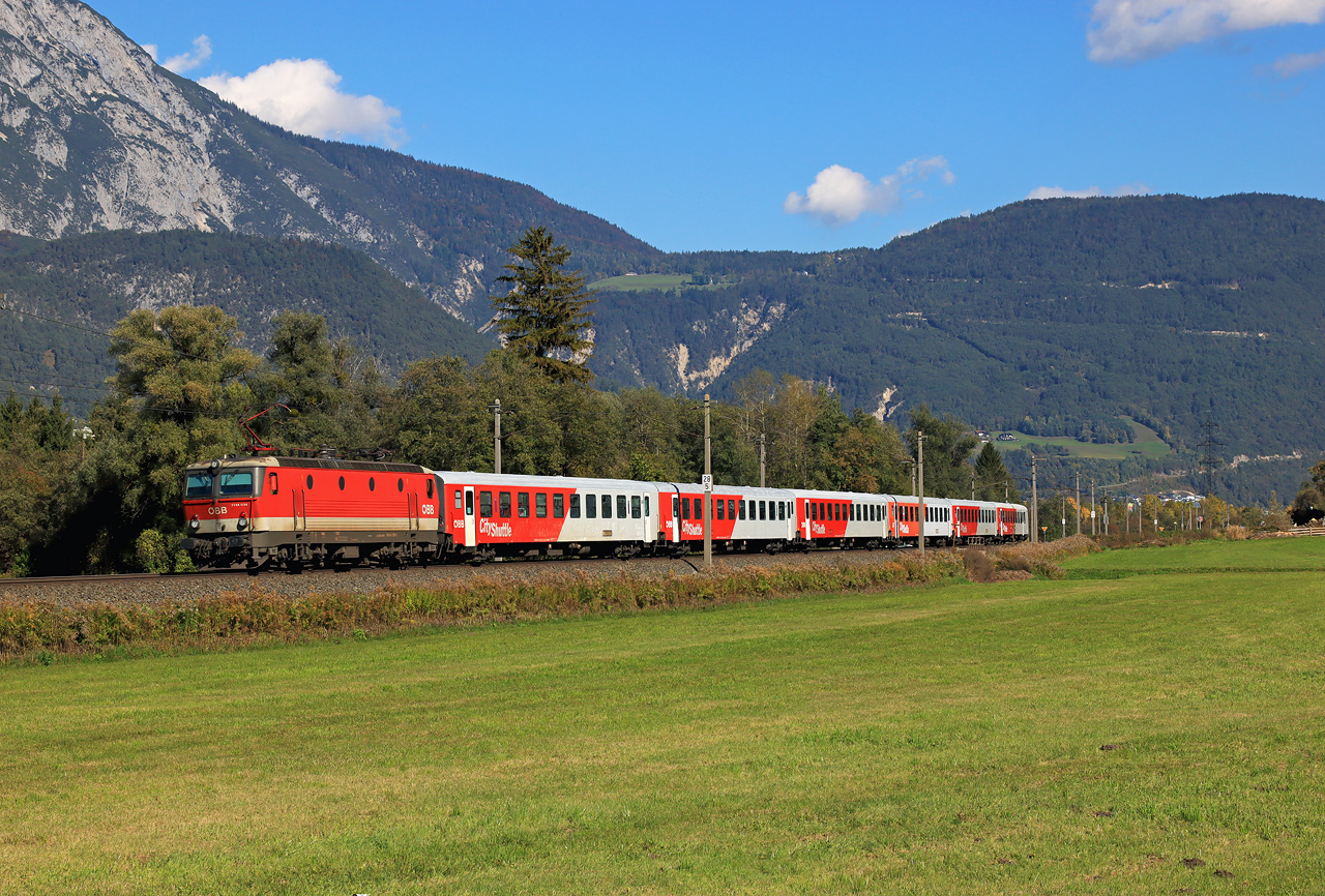 http://www.badische-schwarzwaldbahn.de/DSO/H561.jpg