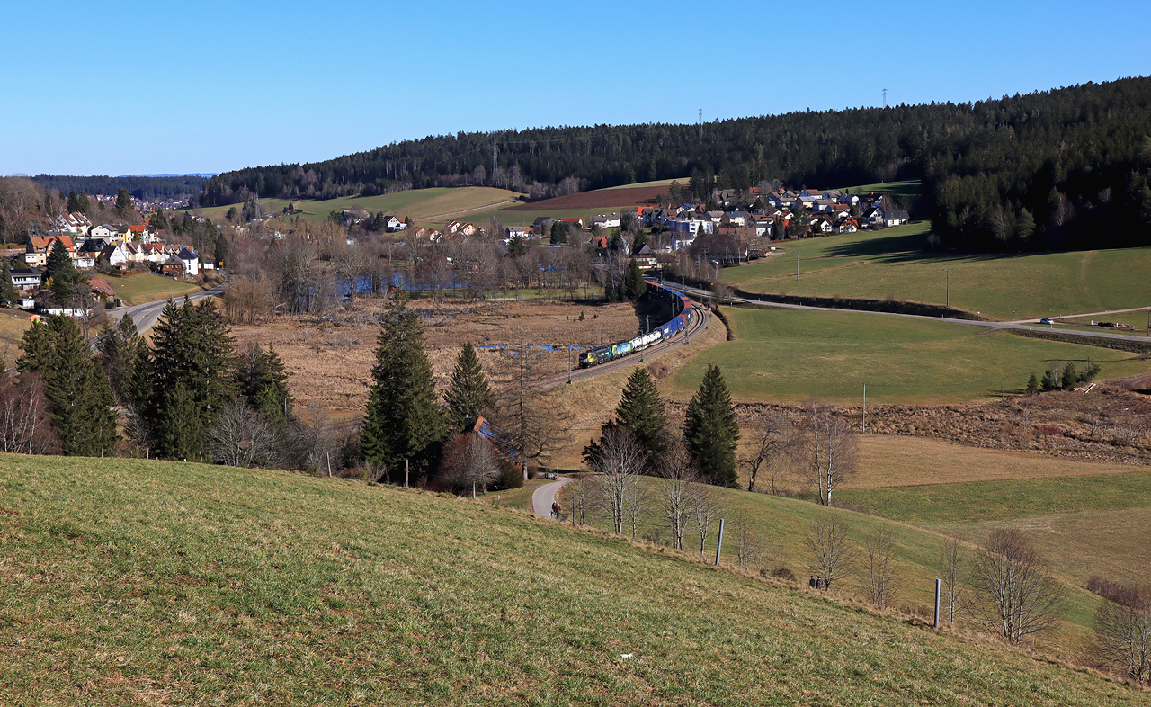 http://www.badische-schwarzwaldbahn.de/DSO/H934.jpg