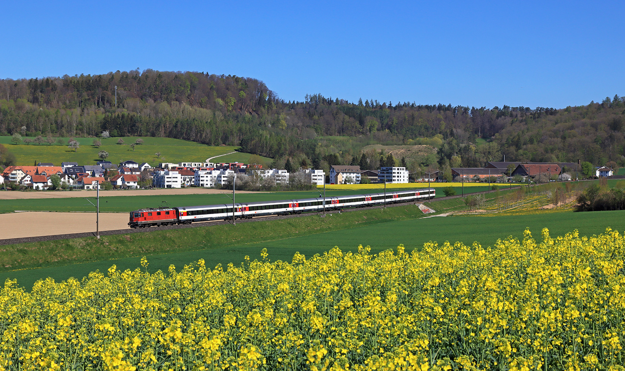 http://www.badische-schwarzwaldbahn.de/DSO/I37.jpg