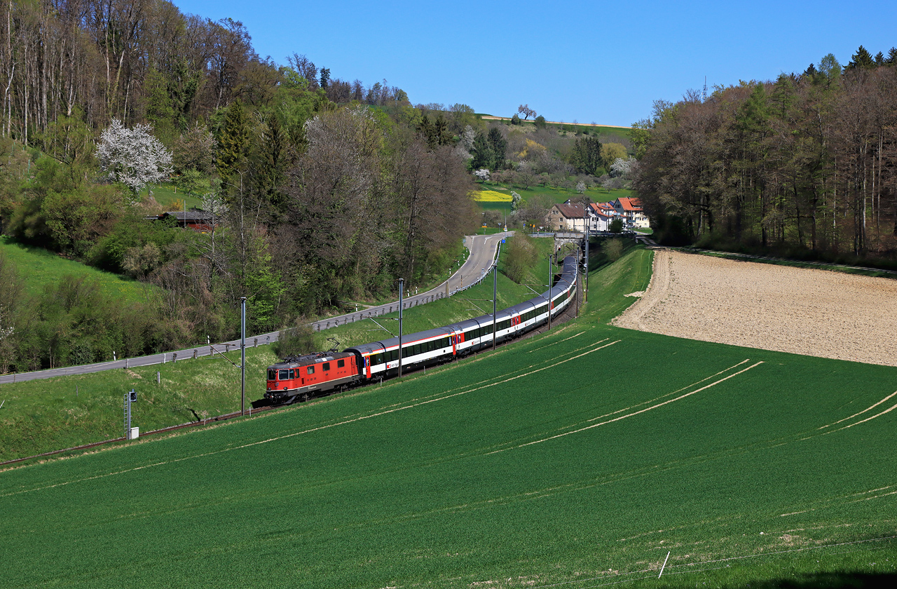 http://www.badische-schwarzwaldbahn.de/DSO/I41.jpg
