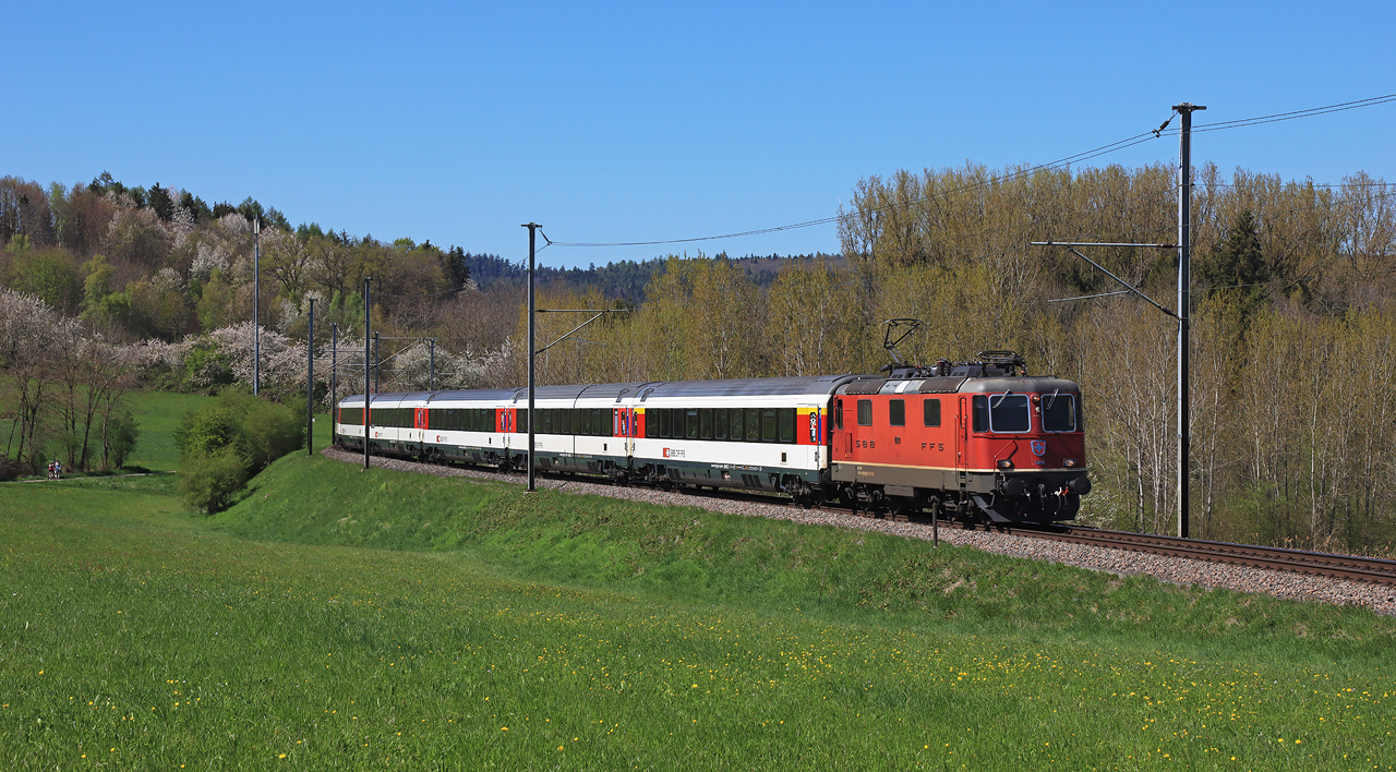 http://www.badische-schwarzwaldbahn.de/DSO/I66.jpg