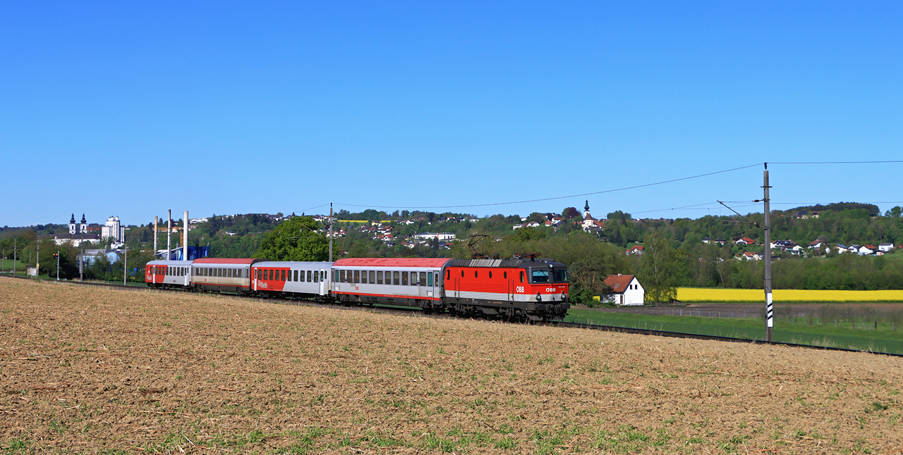http://www.badische-schwarzwaldbahn.de/DSO/J007.jpg