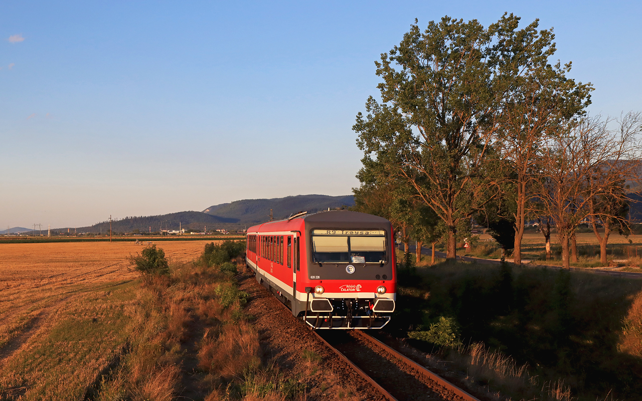 http://www.badische-schwarzwaldbahn.de/DSO/J098.jpg