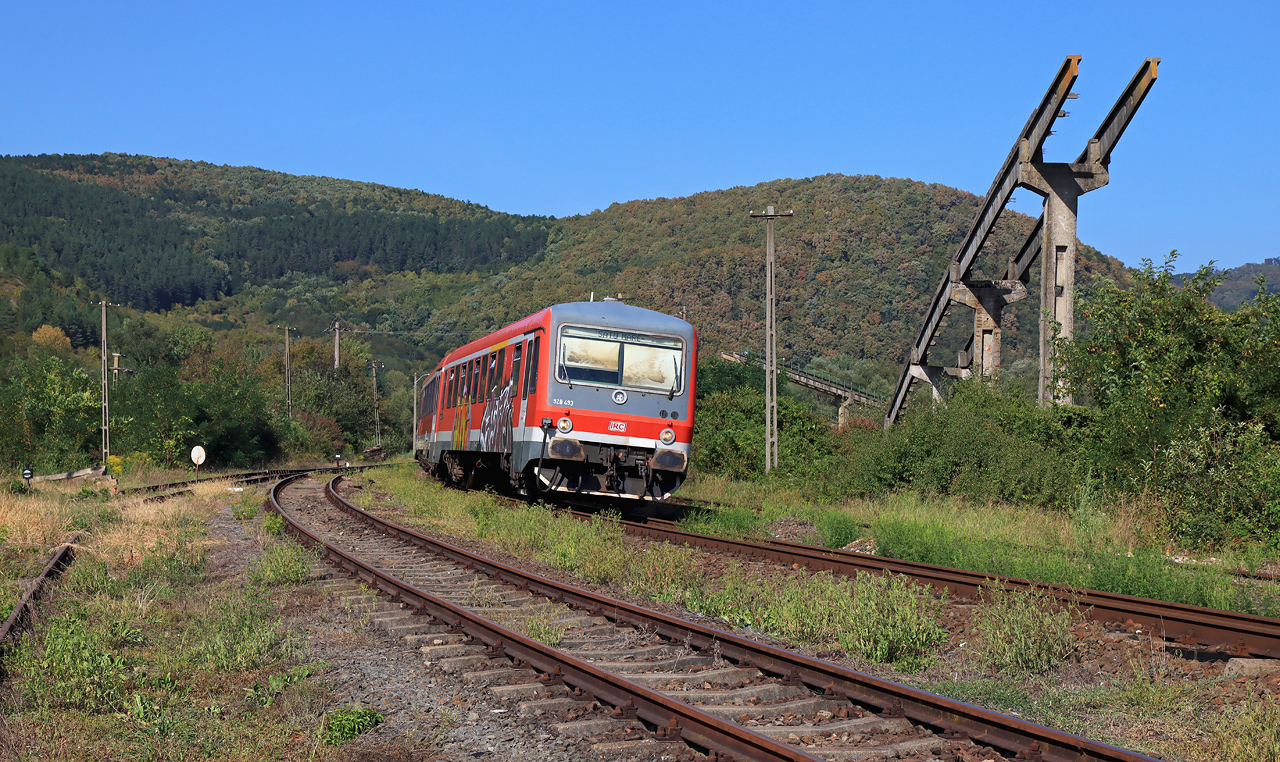 http://www.badische-schwarzwaldbahn.de/DSO/J291.jpg