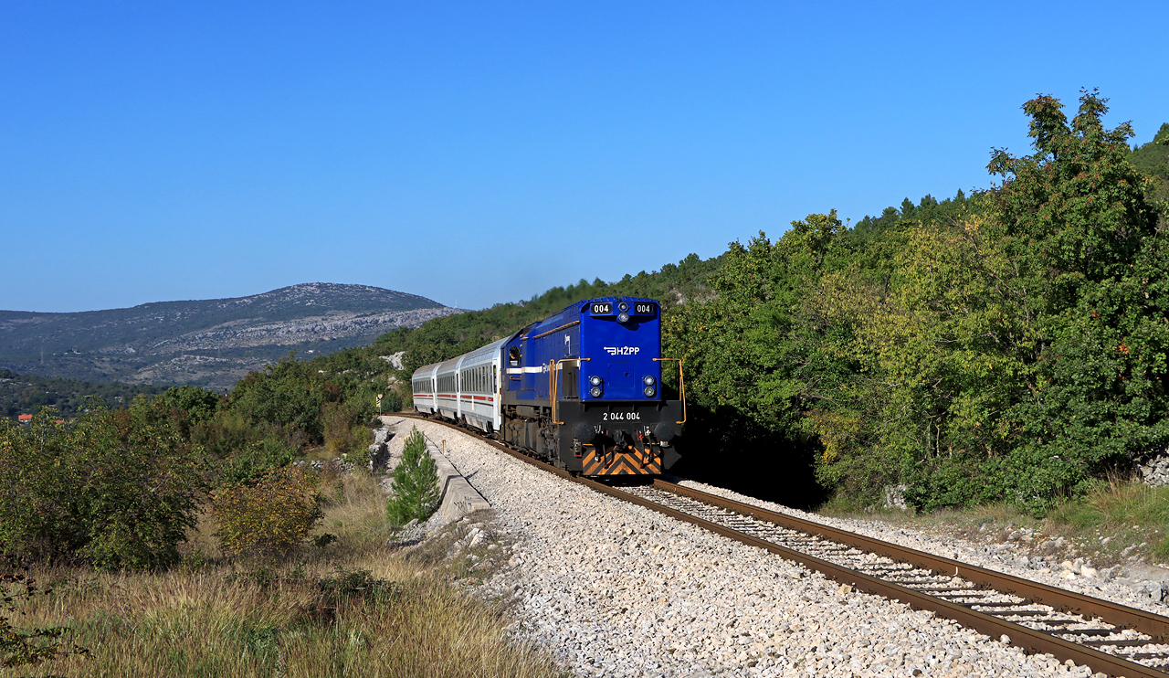 http://www.badische-schwarzwaldbahn.de/DSO/J348.jpg