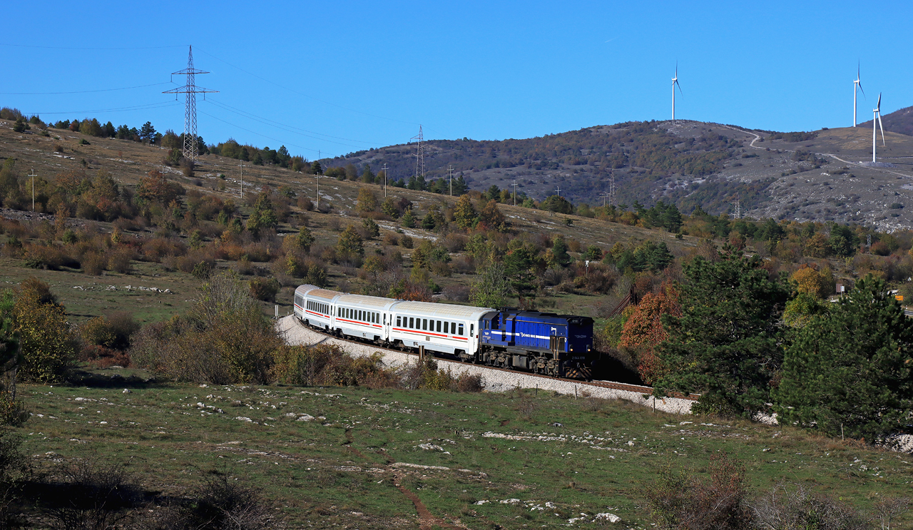 http://www.badische-schwarzwaldbahn.de/DSO/J388.jpg