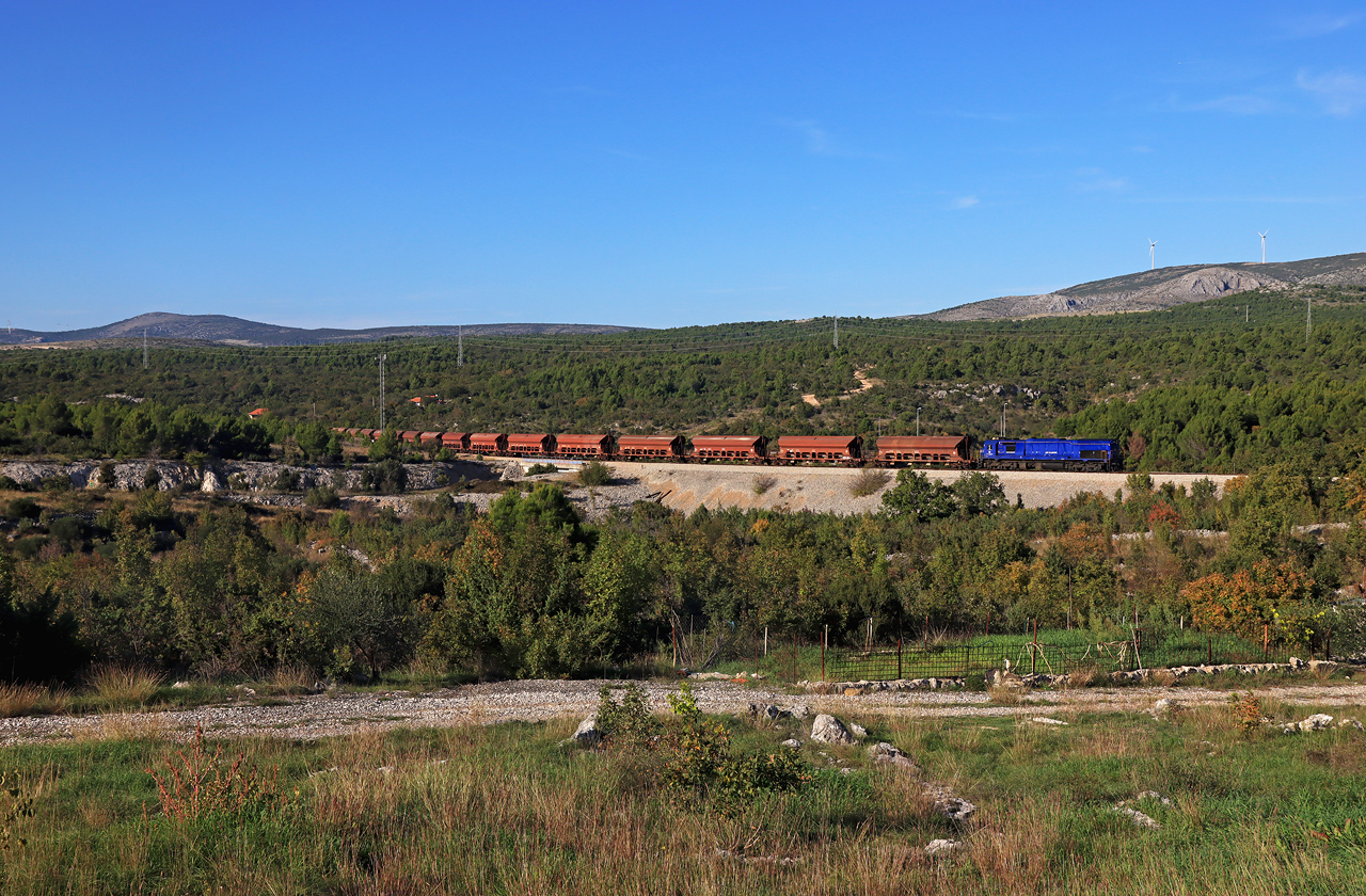 http://www.badische-schwarzwaldbahn.de/DSO/J390.jpg