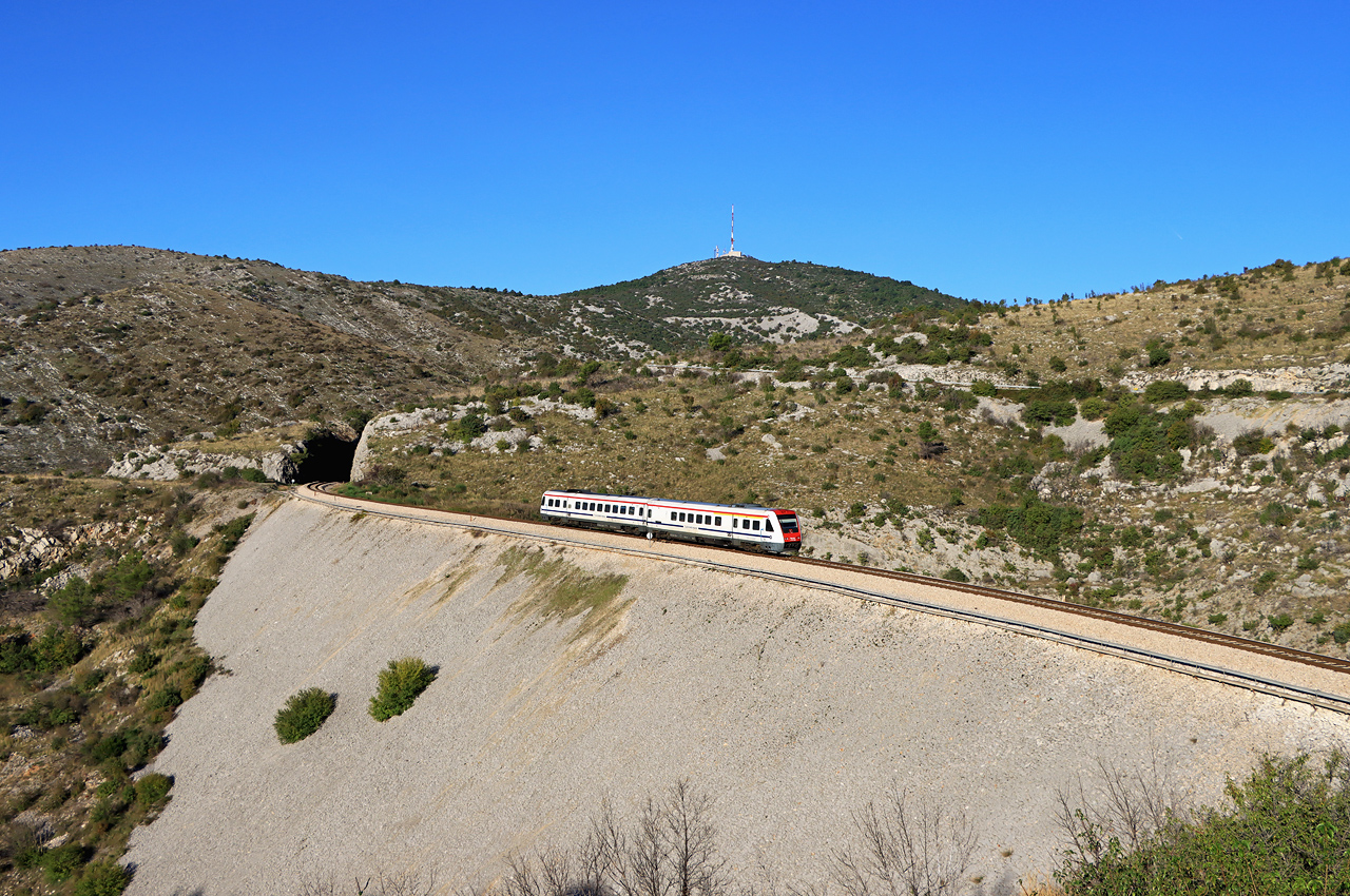 http://www.badische-schwarzwaldbahn.de/DSO/J403.jpg