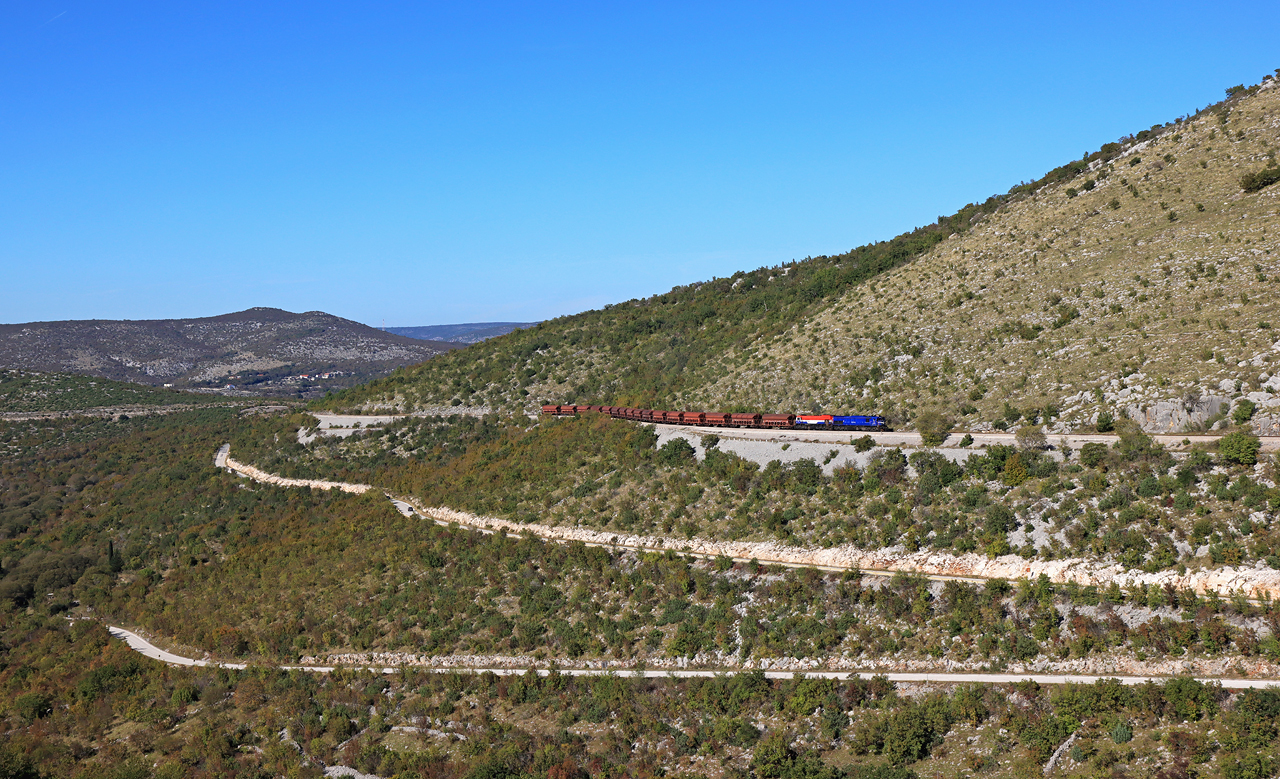 http://www.badische-schwarzwaldbahn.de/DSO/J407.jpg