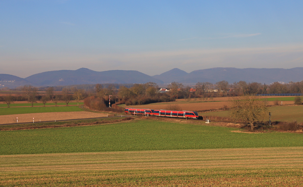 http://www.badische-schwarzwaldbahn.de/DSO/J445.jpg