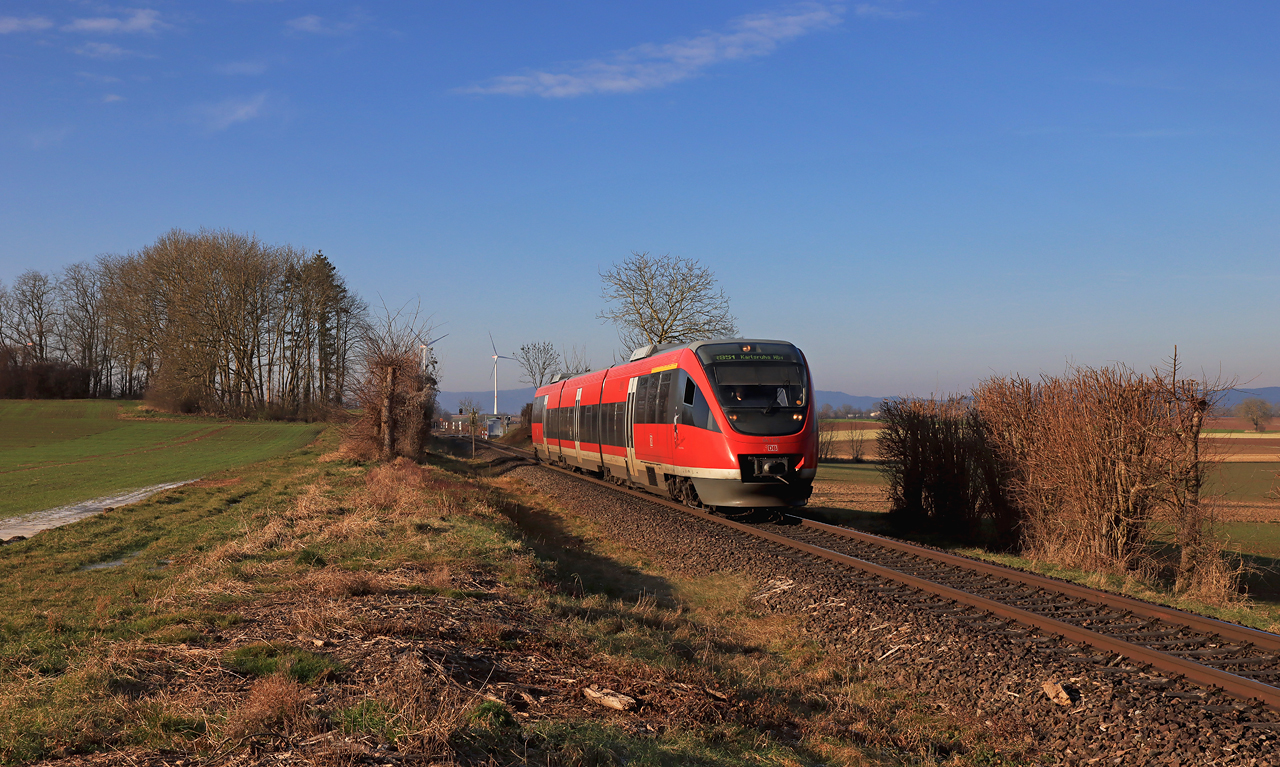 http://www.badische-schwarzwaldbahn.de/DSO/J446.jpg