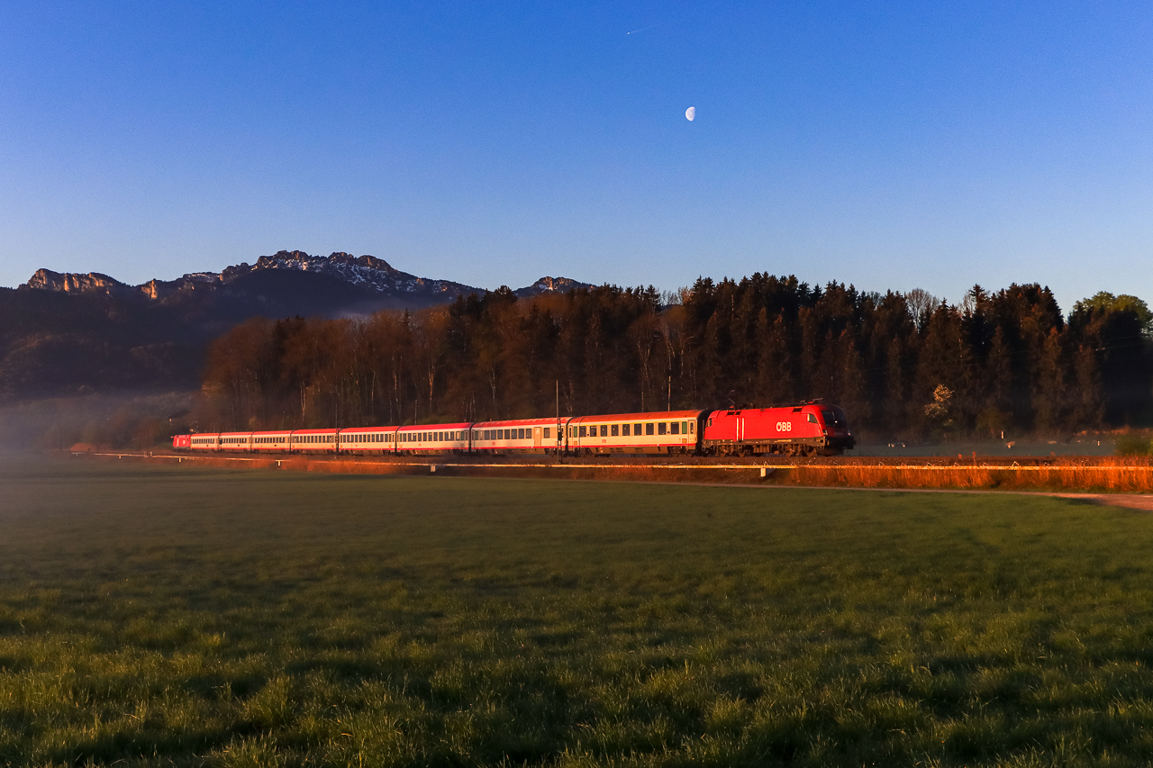 http://www.badische-schwarzwaldbahn.de/DSO/J580.jpg