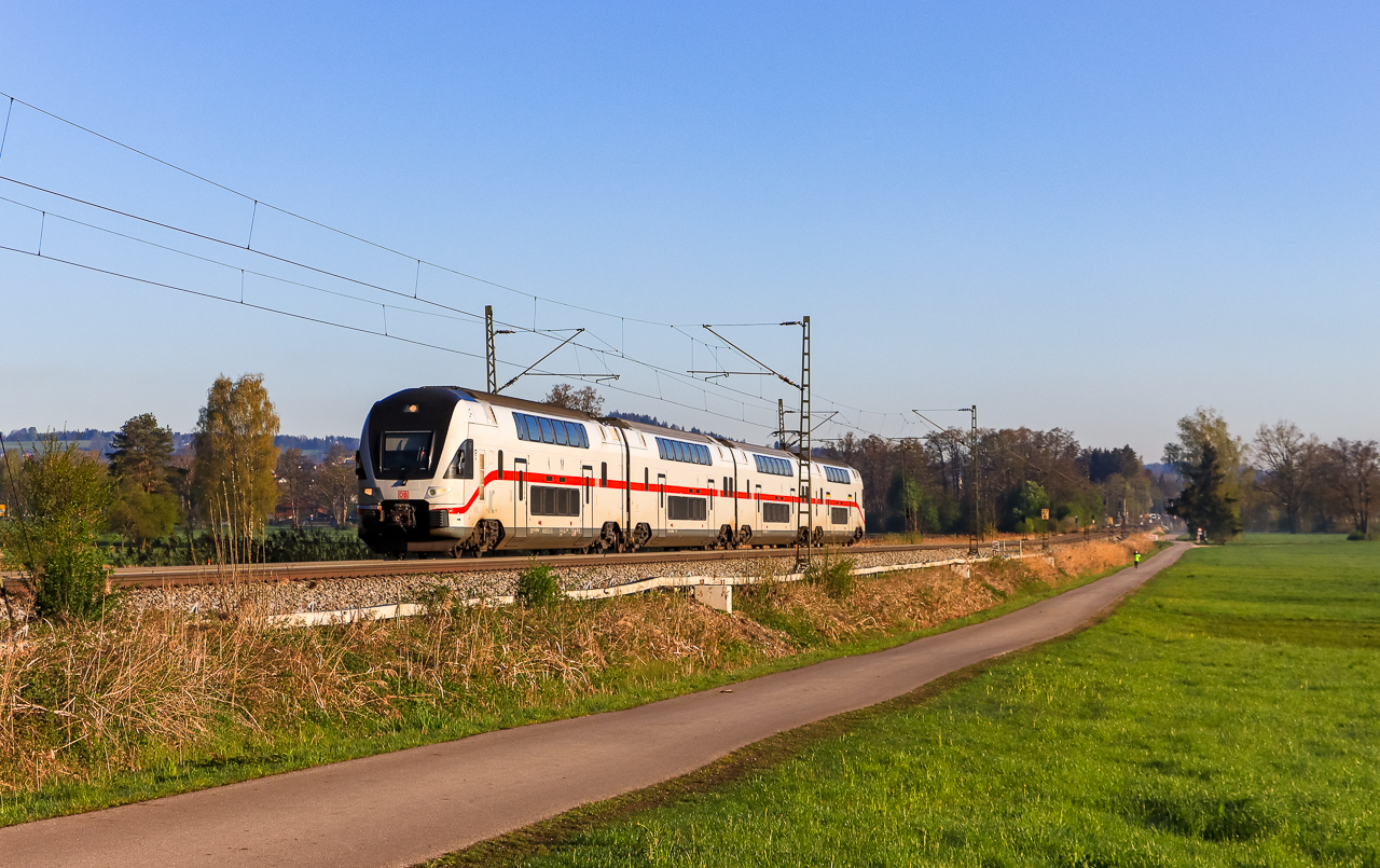http://www.badische-schwarzwaldbahn.de/DSO/J585.jpg