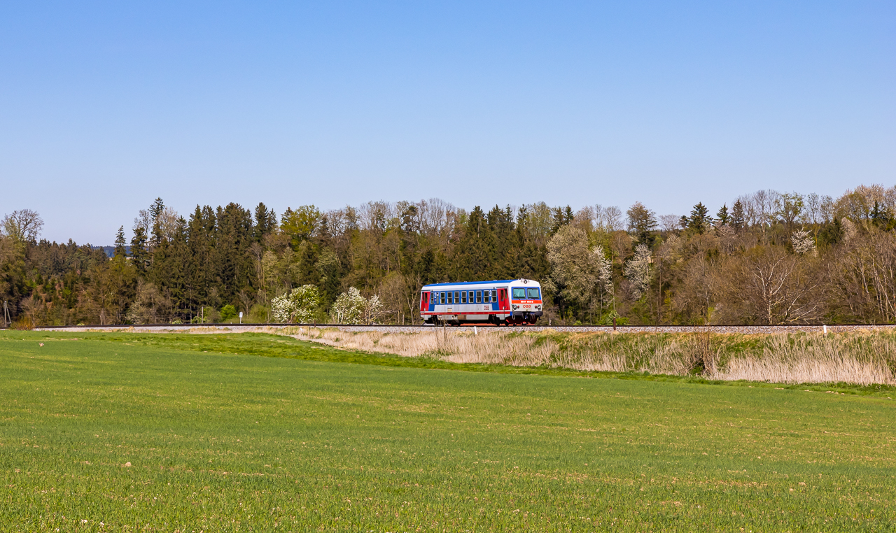 http://www.badische-schwarzwaldbahn.de/DSO/J607.jpg
