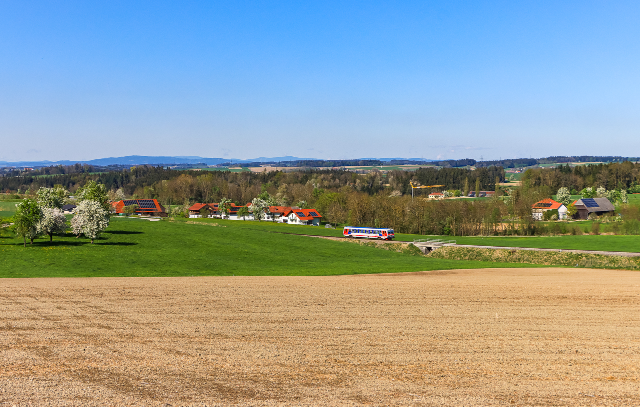 http://www.badische-schwarzwaldbahn.de/DSO/J608.jpg