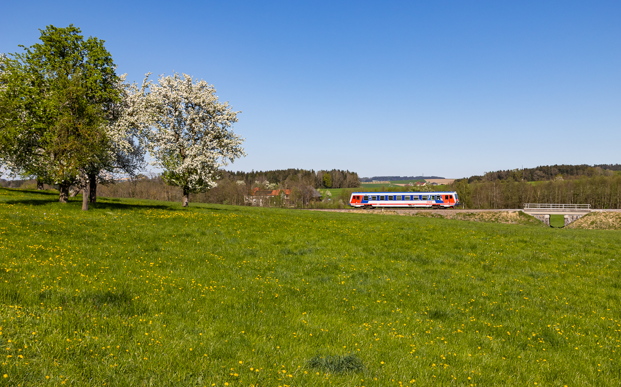 http://www.badische-schwarzwaldbahn.de/DSO/J609.jpg