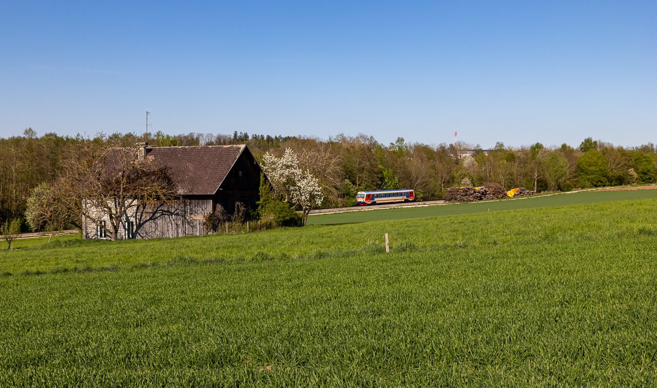 http://www.badische-schwarzwaldbahn.de/DSO/J611.jpg